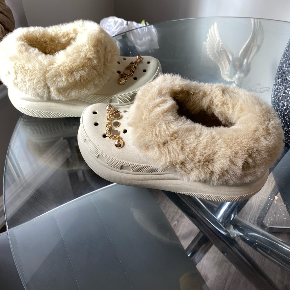 AUTHENTIC CROCS OPEN TO OFFERS